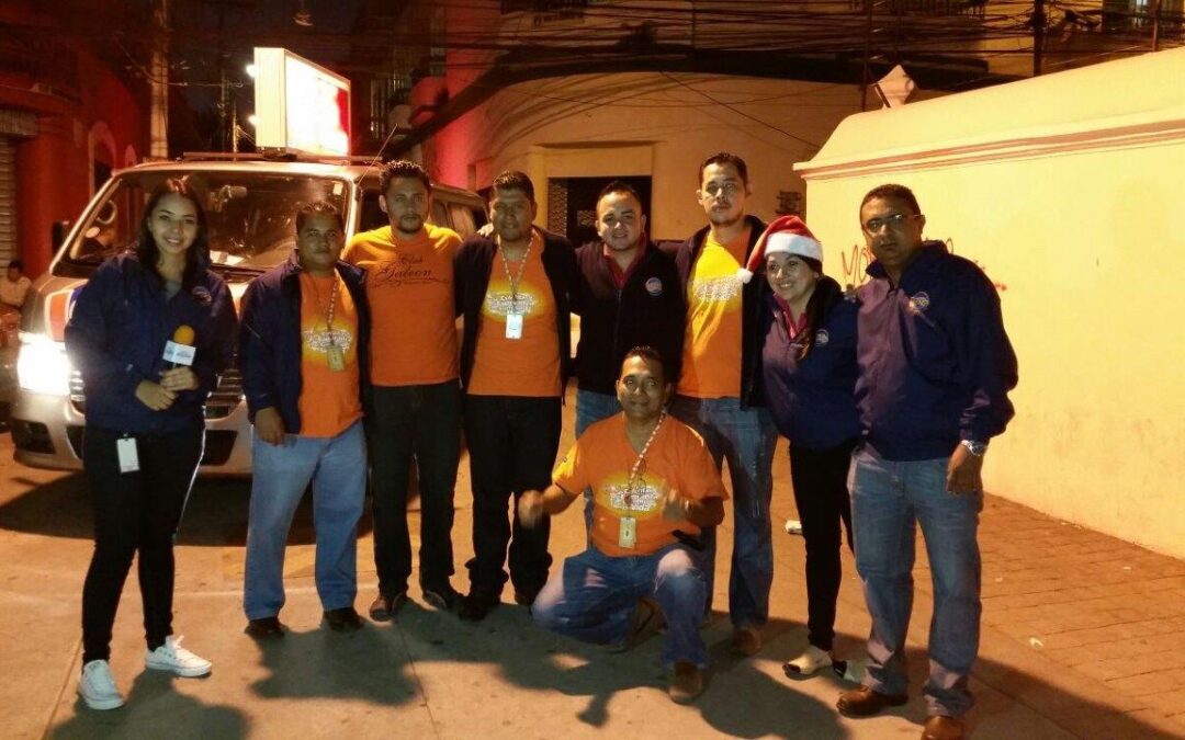 LOTO Comparte Desayuno Navideño con los Más Necesitados