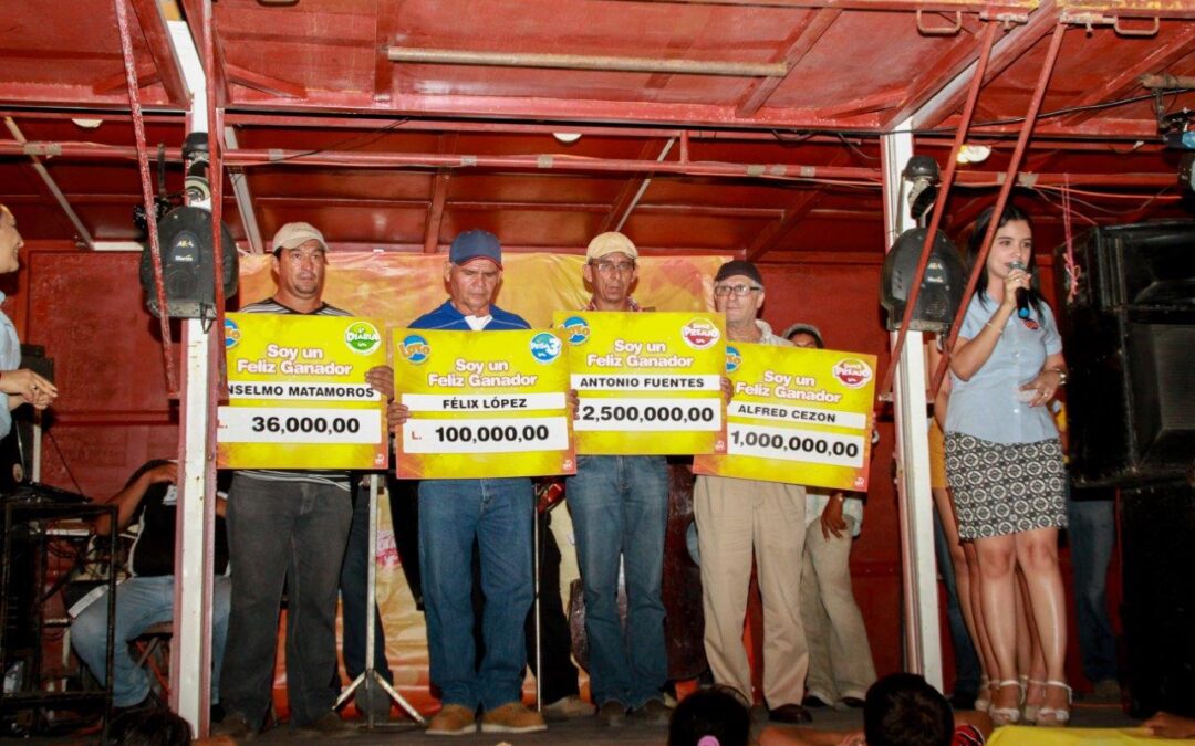 Loto Entrega más de 3.6 Millones de Lempiras en Feria de Nacaome