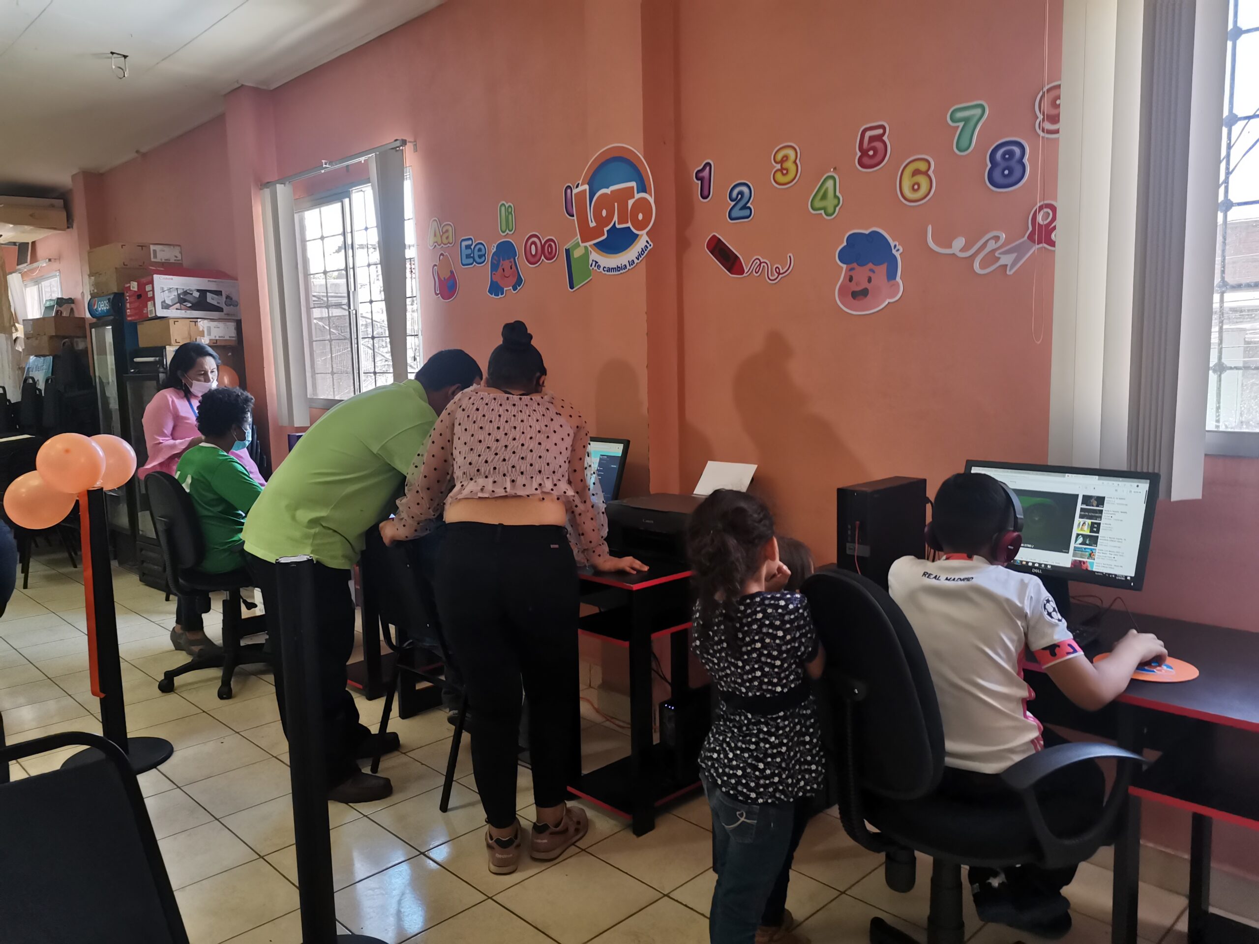 entrega escolares loto honduras 2