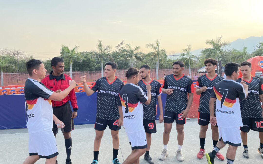 Apostemos X Campeones Patrocina el Torneo Fútbol Calle XY