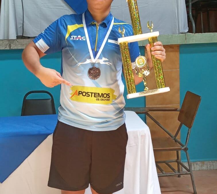 Tenista Yoel Tejada nos representará en Francia | Apostemos X Campeones