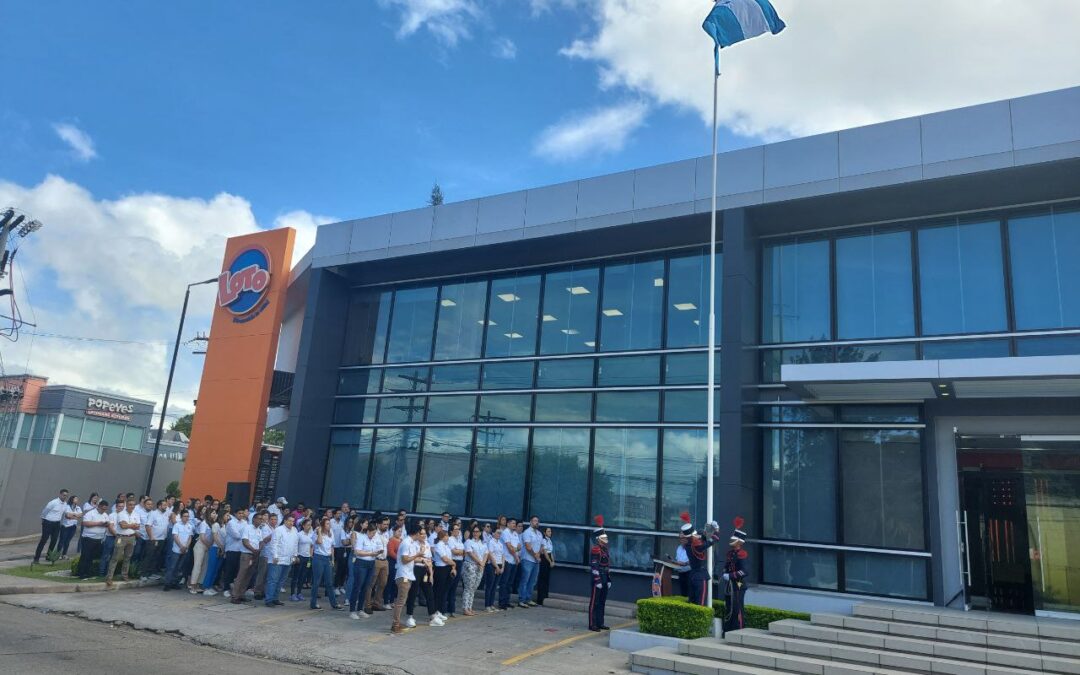 Loto celebra el Día de la Bandera Nacional