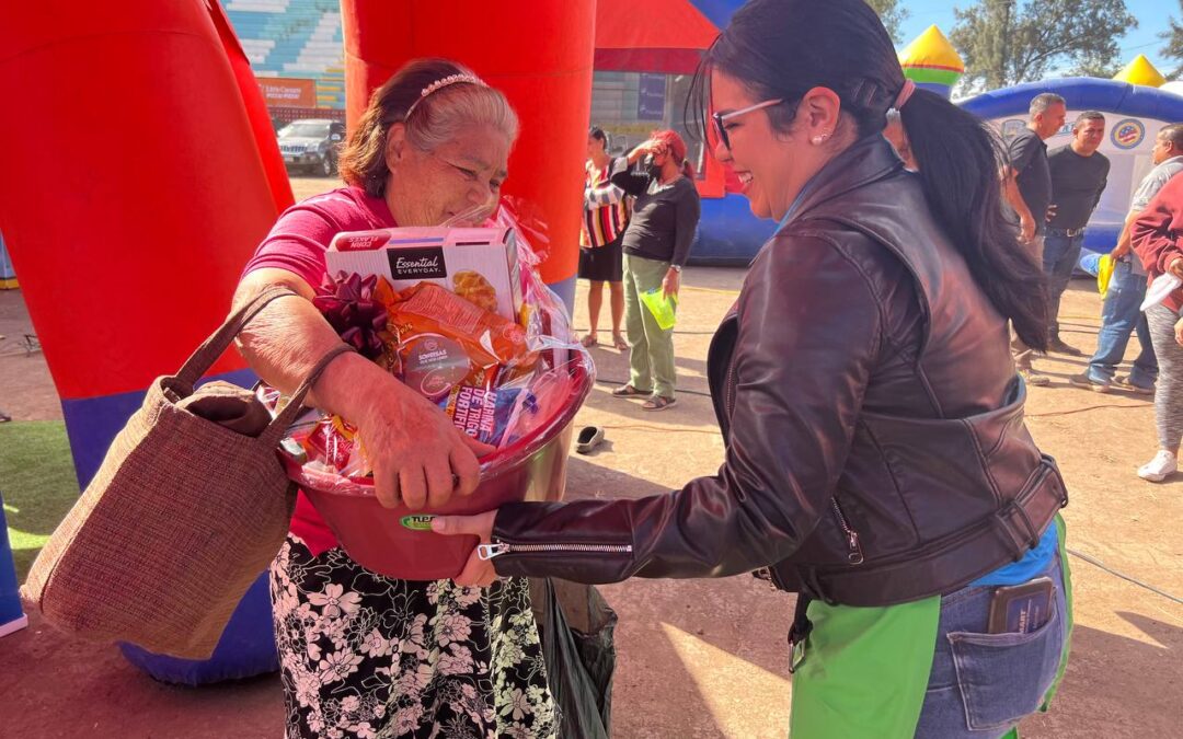 Loto comparte alegría y sonrisas en esta navidad junto a la fundación voces de esperanza