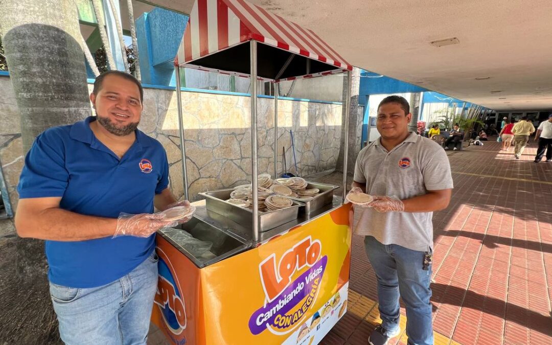 Loto lleva desayunos a pacientes del hospital Mario Catarino Rivas