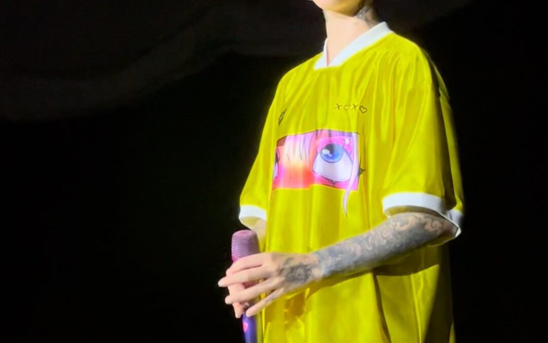 Jugá Tres deslumbró Tegucigalpa con el espectacular concierto de Young Miko