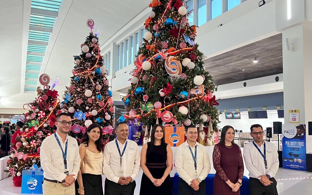 ¡Un espacio para sonreír! Loto y el aeropuerto internacional de palmerola dan brillo a la navidad